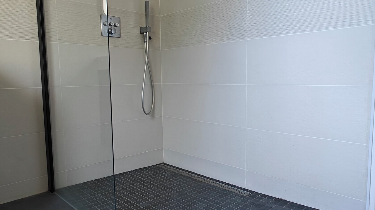 Photo of Bathroom in Montfort-sur-Meu