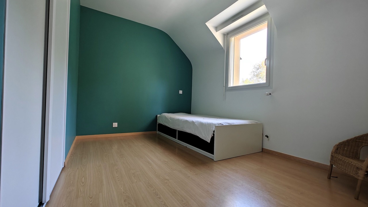 Photo of Bedroom in Montfort-sur-Meu