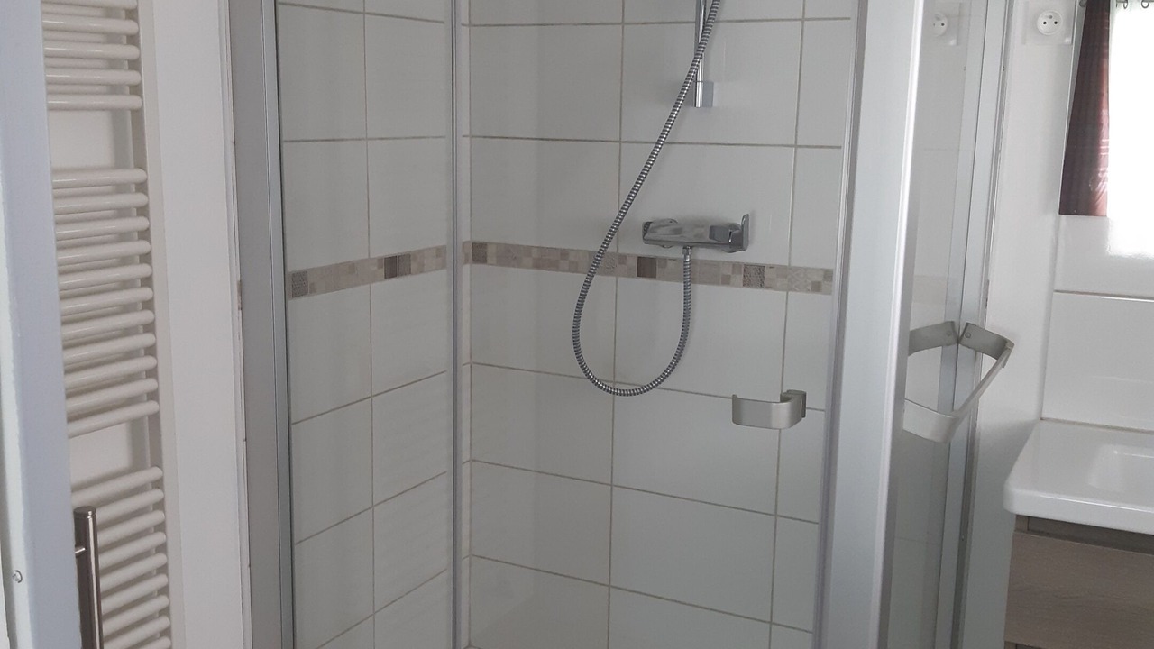 Photo of Bathroom in Beaulieu-sur-Layon