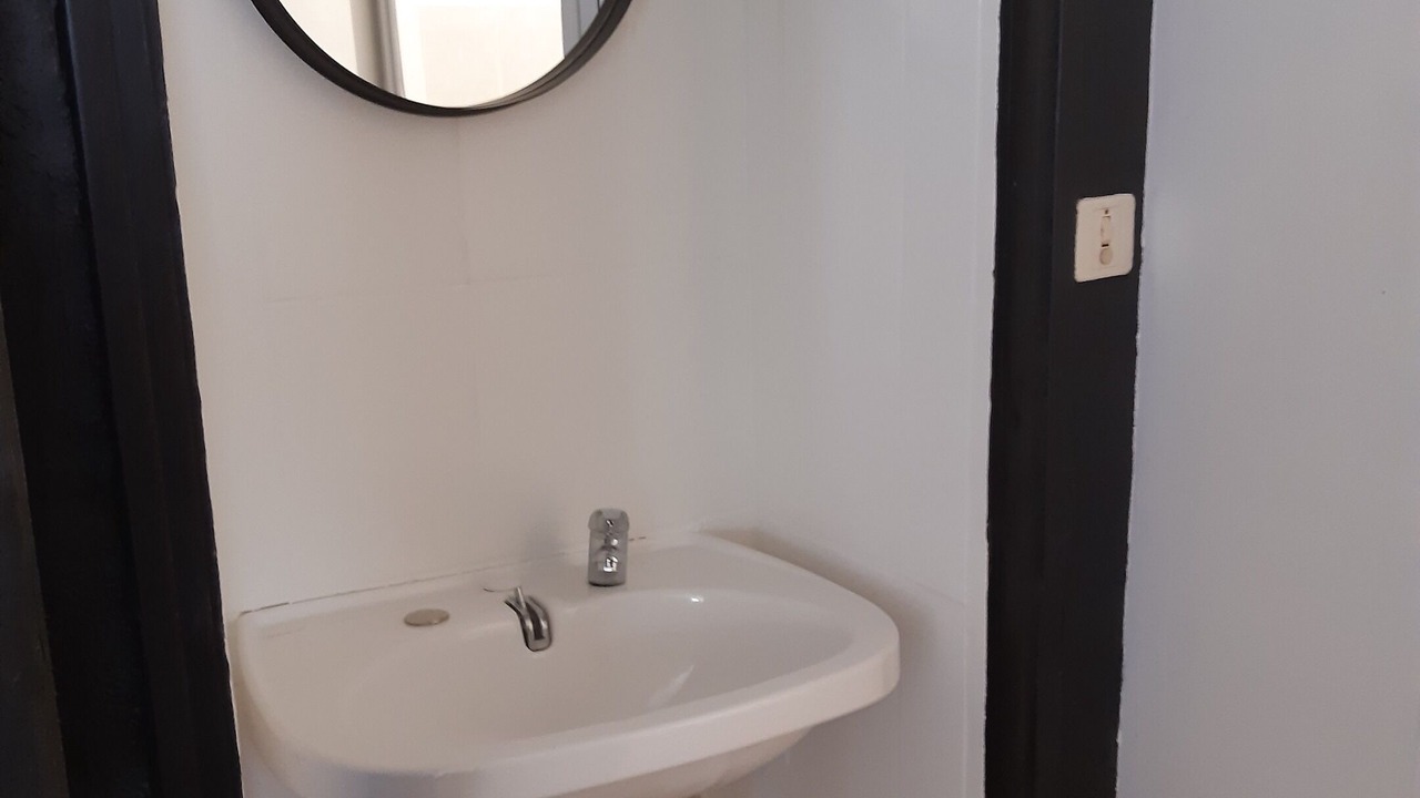 Photo of Bathroom in Beaulieu-sur-Layon