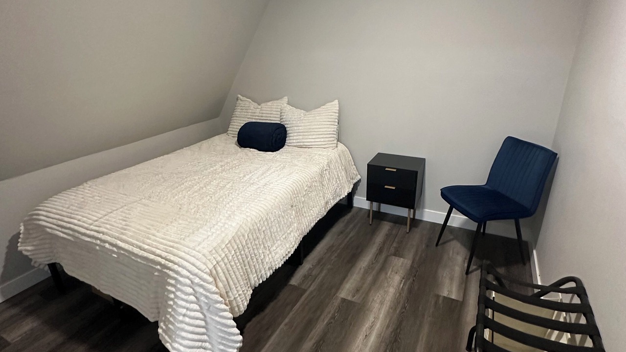 Photo of Bedroom in Rogue River