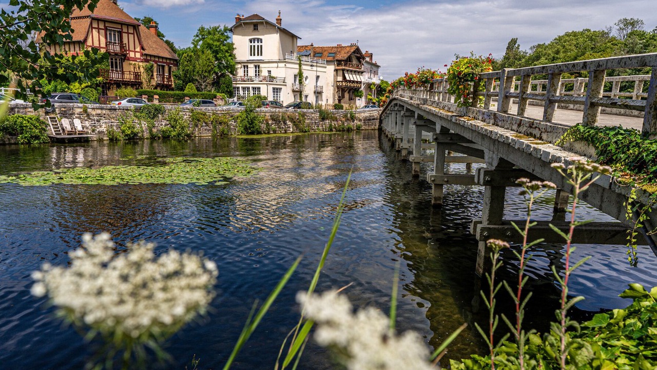 Photo of Others in Samois-sur-Seine