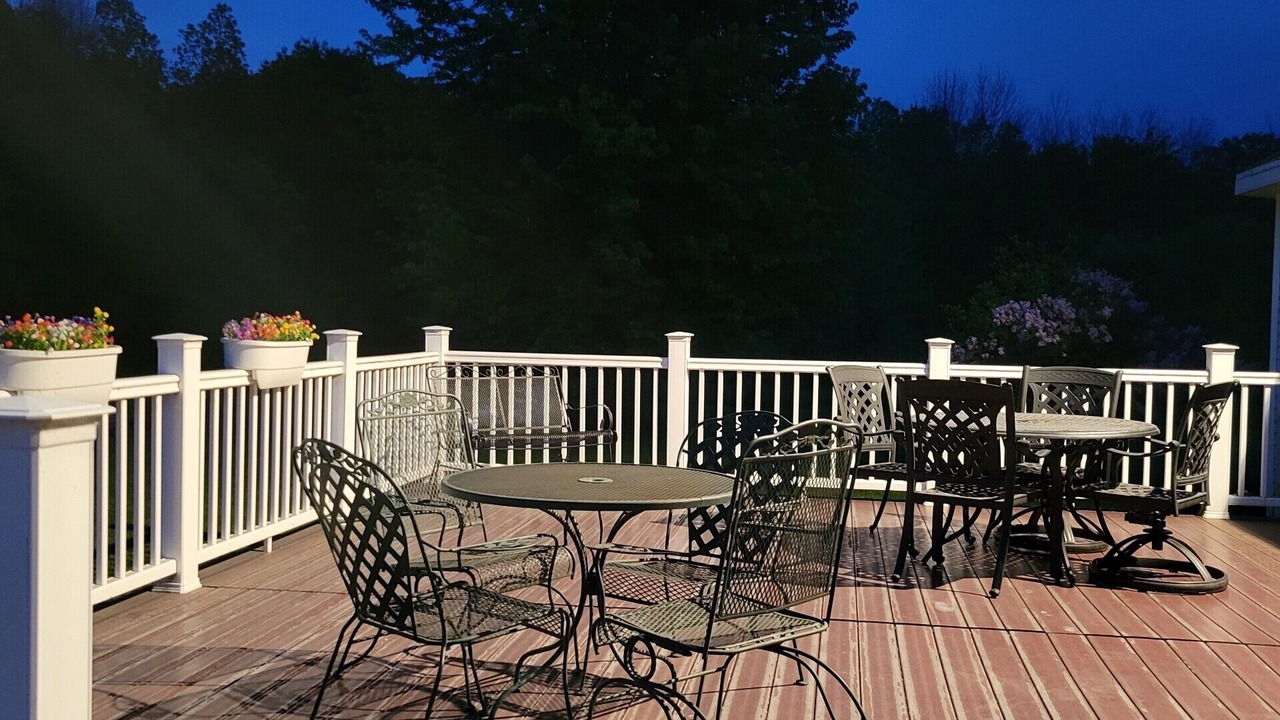 Photo of Outdoor in Larsen