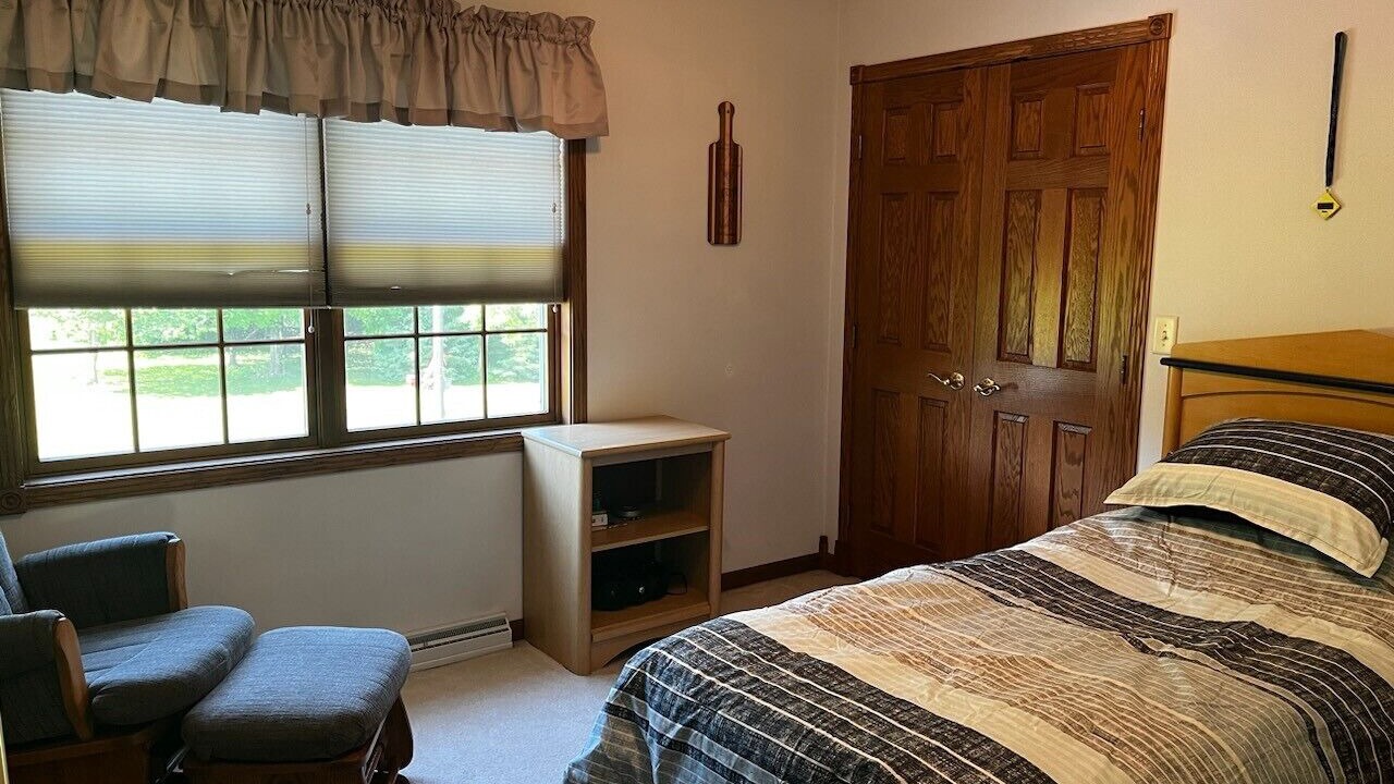 Photo of Bedroom in Larsen