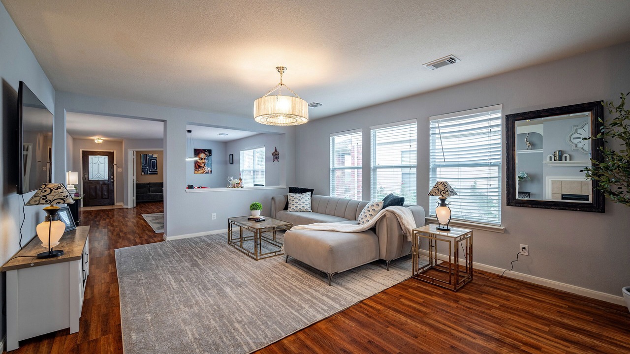 Photo of Livingroom in Barker