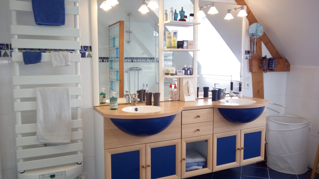 Photo of Bathroom in Saint-Coulomb