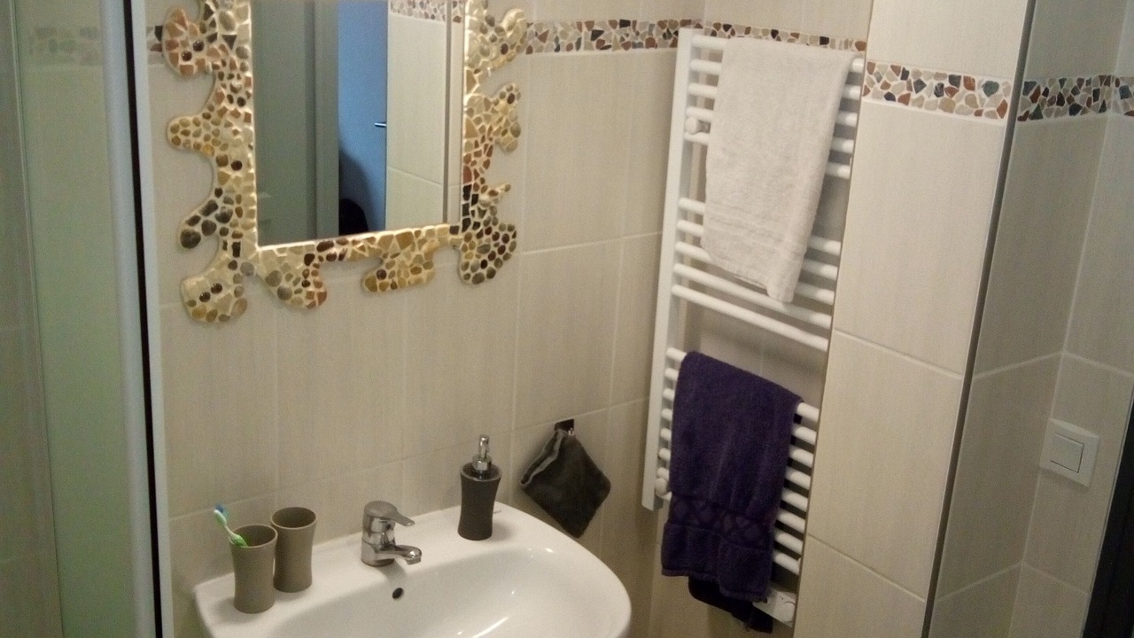 Photo of Bathroom in Saint-Coulomb