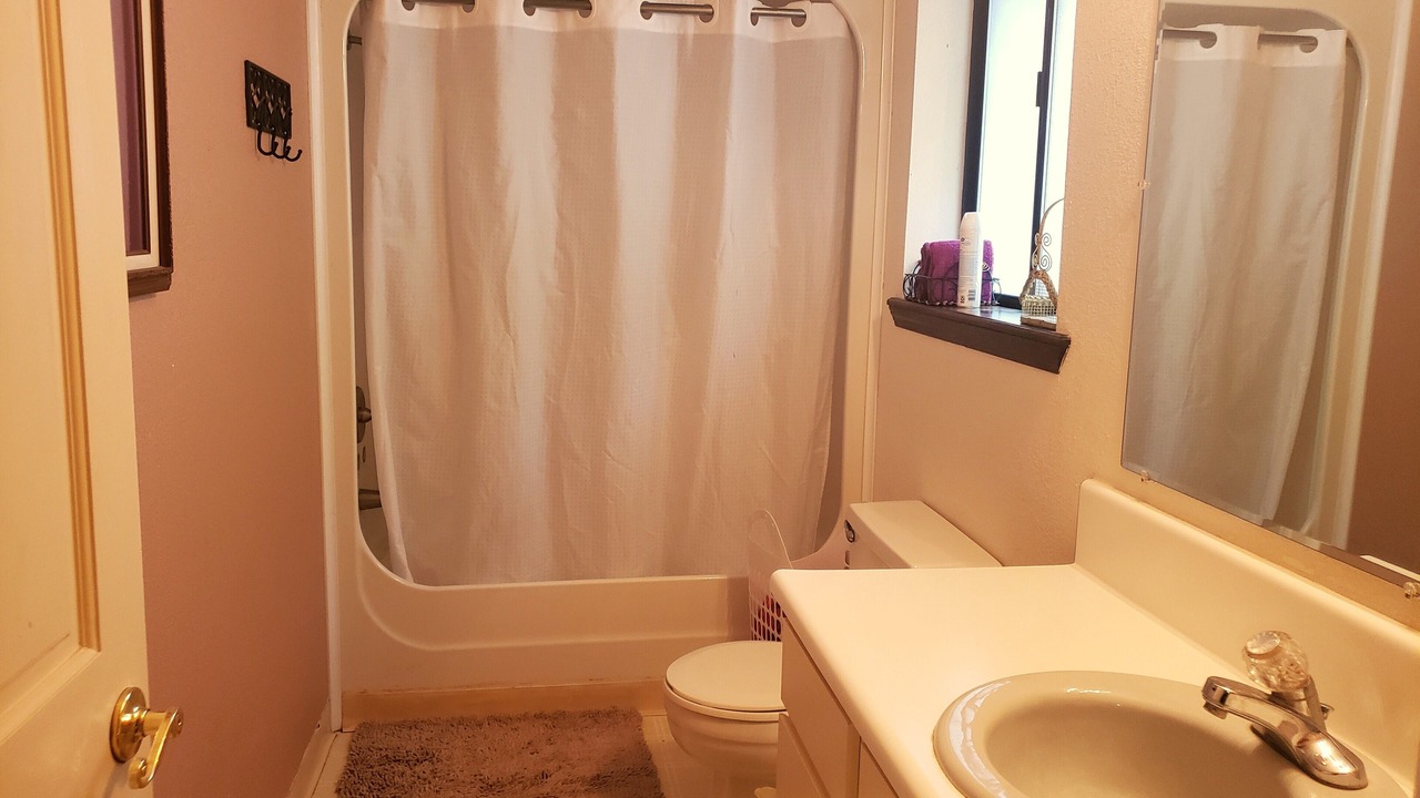 Photo of Bathroom in Wolf Creek