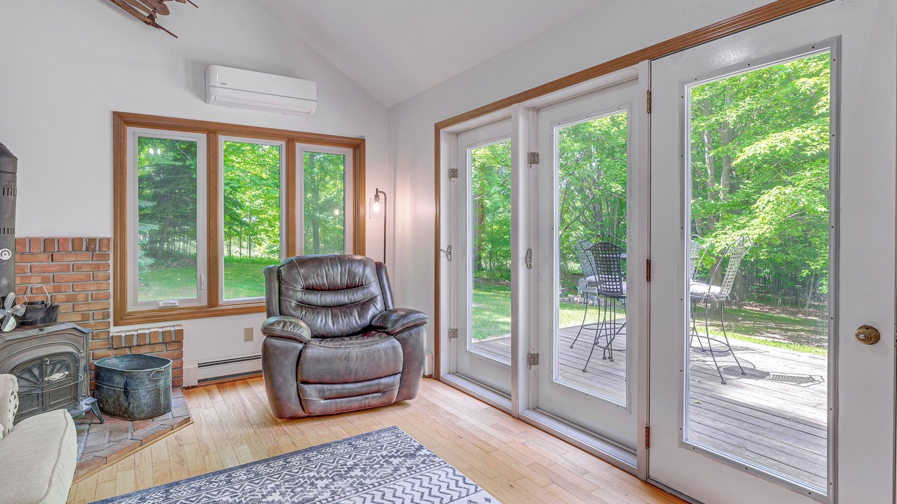 Photo of Bedroom in Alden