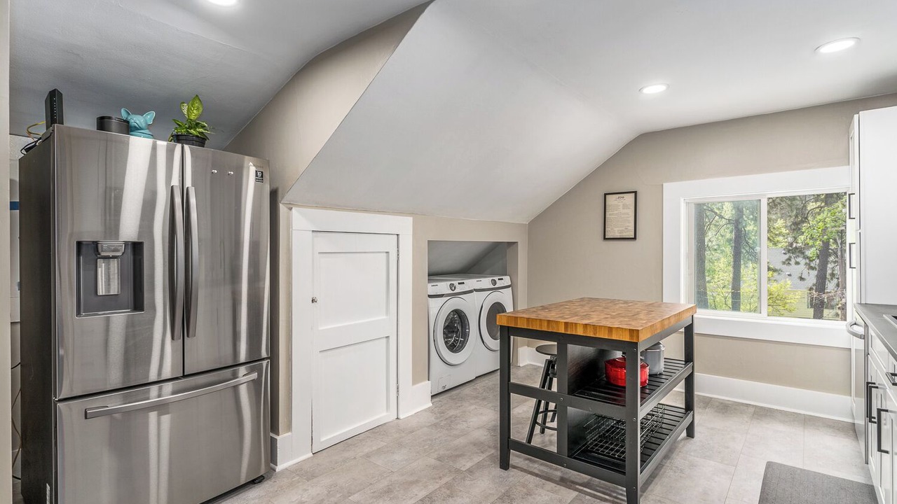 Photo of Others in Manito