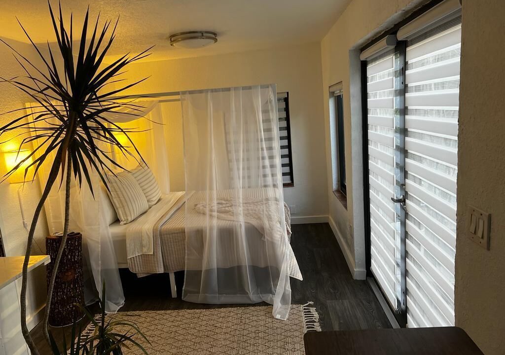 Photo of Bedroom in Miami Springs