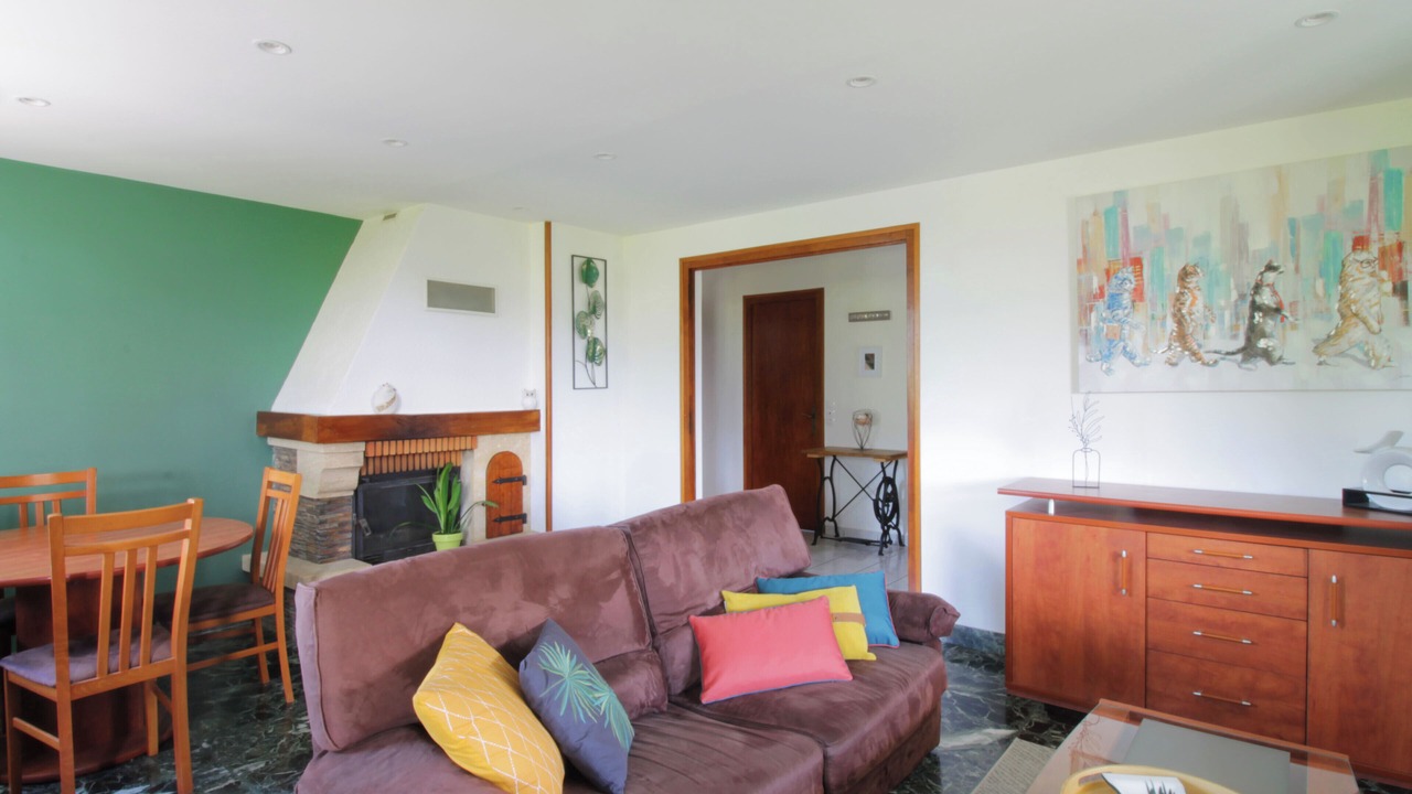 Photo of Livingroom in Brison-Saint-Innocent
