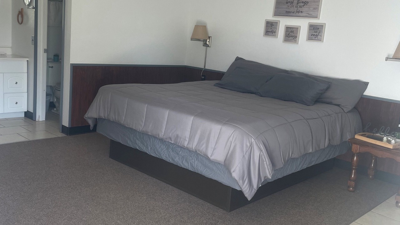 Photo of Bedroom in Eminence