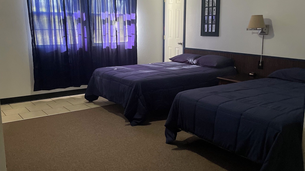 Photo of Bedroom in Eminence