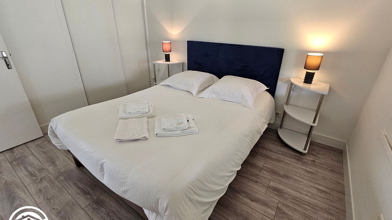 Photo of Bedroom in Saint-Michel-en-l'Herm