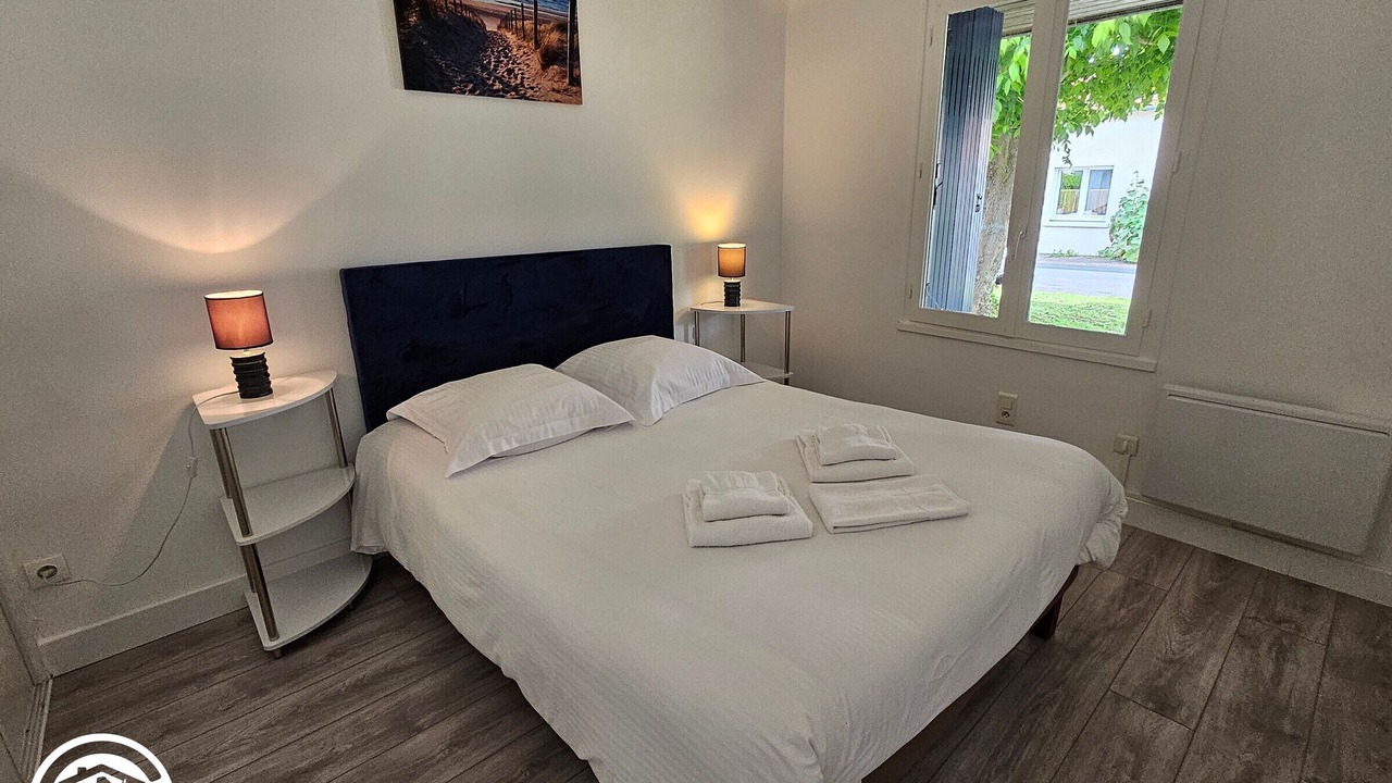 Photo of Bedroom in Saint-Michel-en-l'Herm