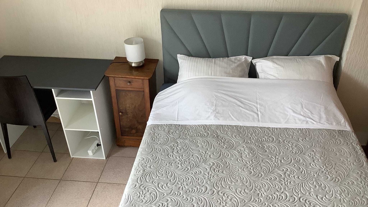 Photo of Bedroom in Bourgoin-Jallieu