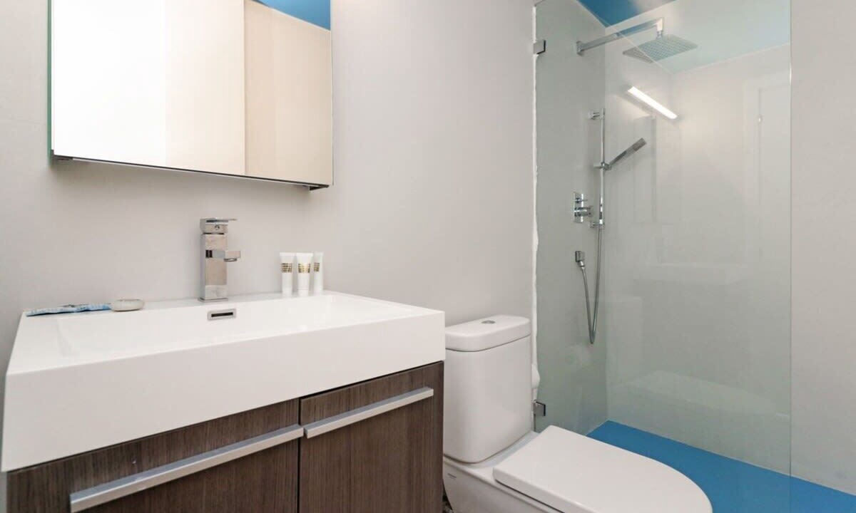 Photo of Bathroom in South Pointe