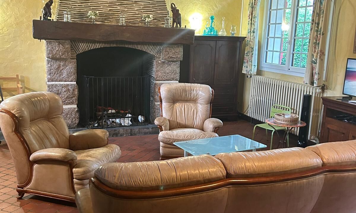 Photo of Livingroom in Saint-Leger-en-Yvelines