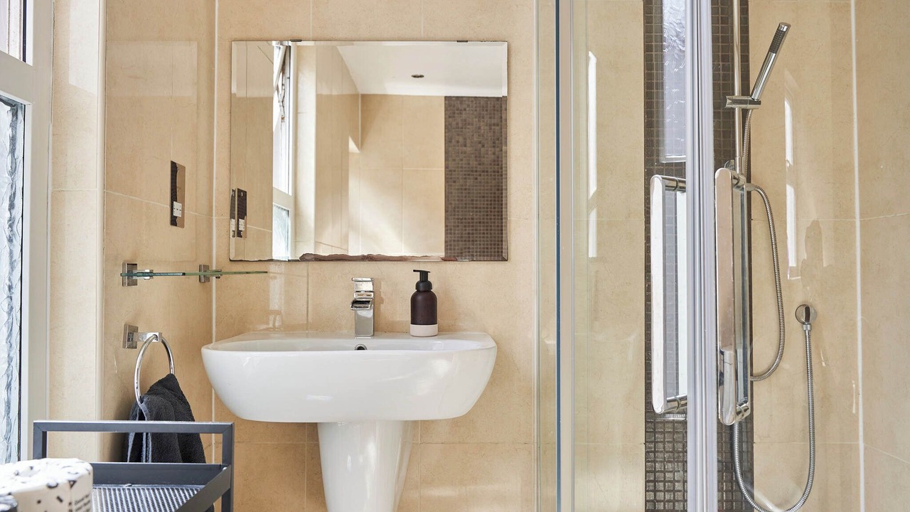 Photo of Bathroom in Brixham