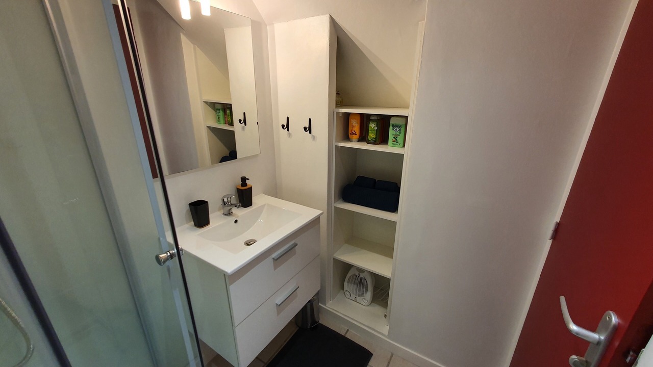 Photo of Bathroom in Dieulefit