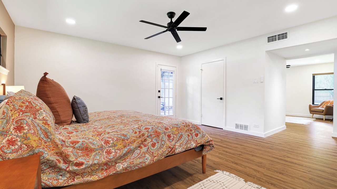 Photo of Bedroom in Castle Hills