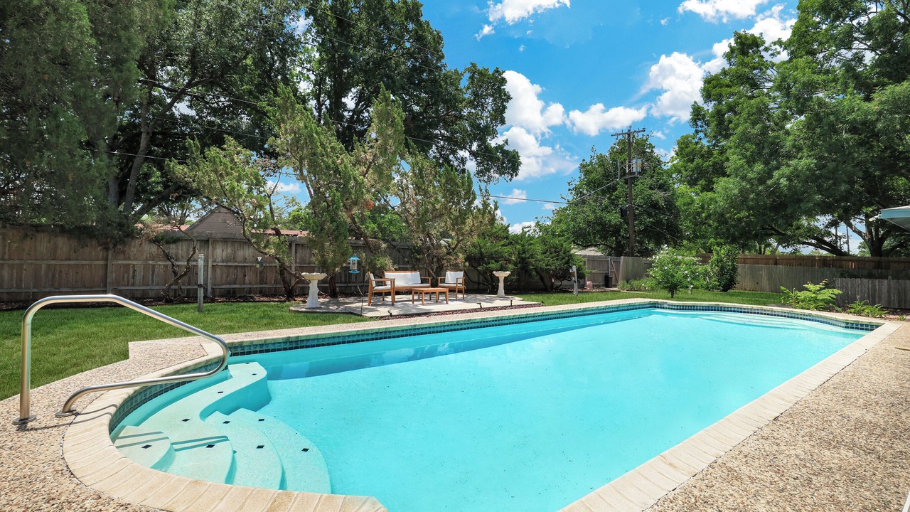 Photo of Outdoor in Castle Hills