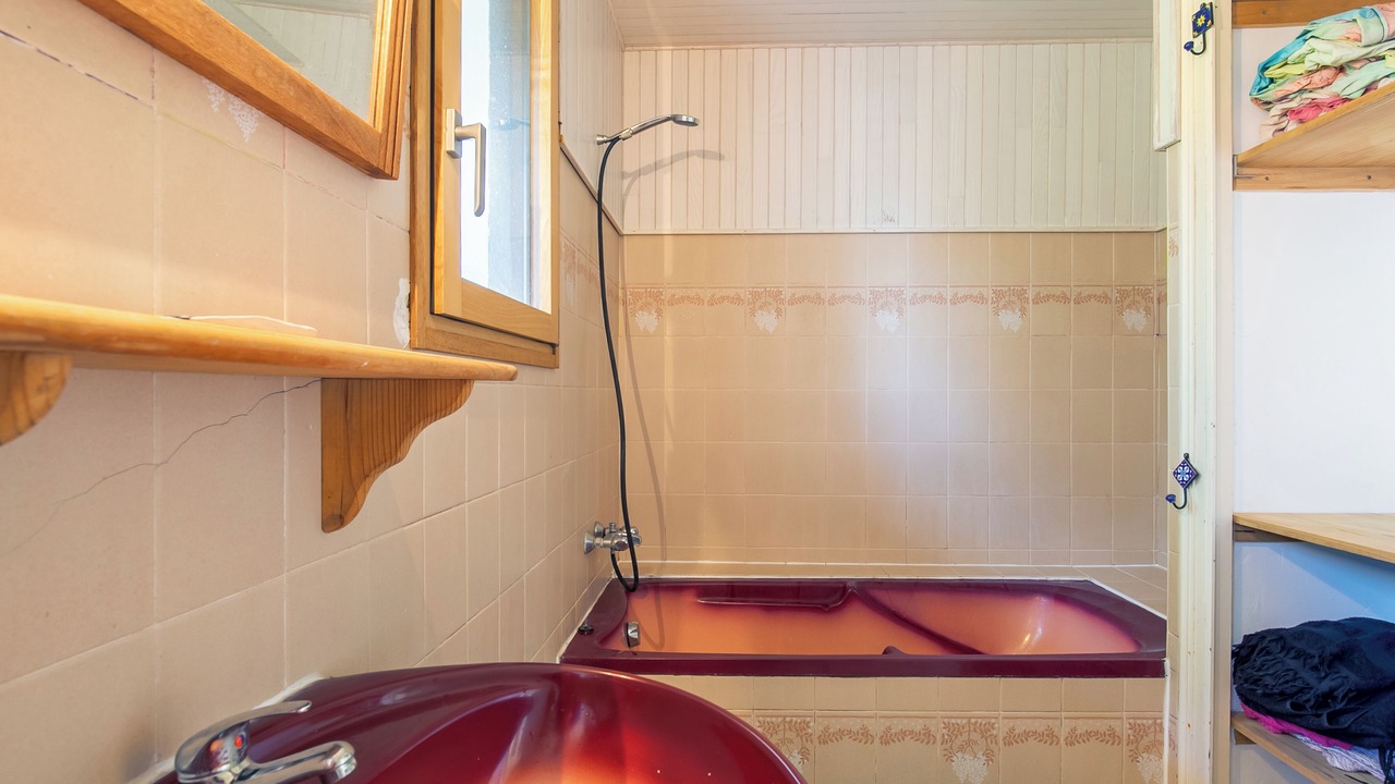 Photo of Bathroom in Plounevez-Lochrist