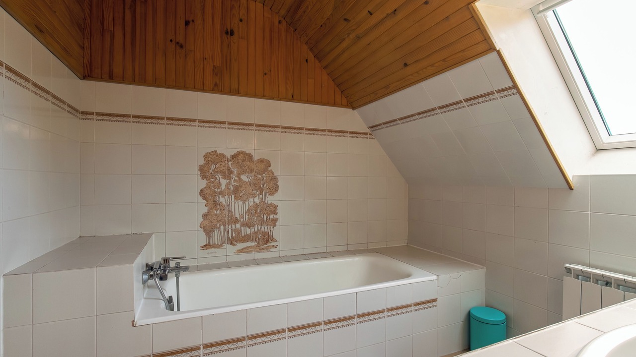 Photo of Bathroom in Plounevez-Lochrist