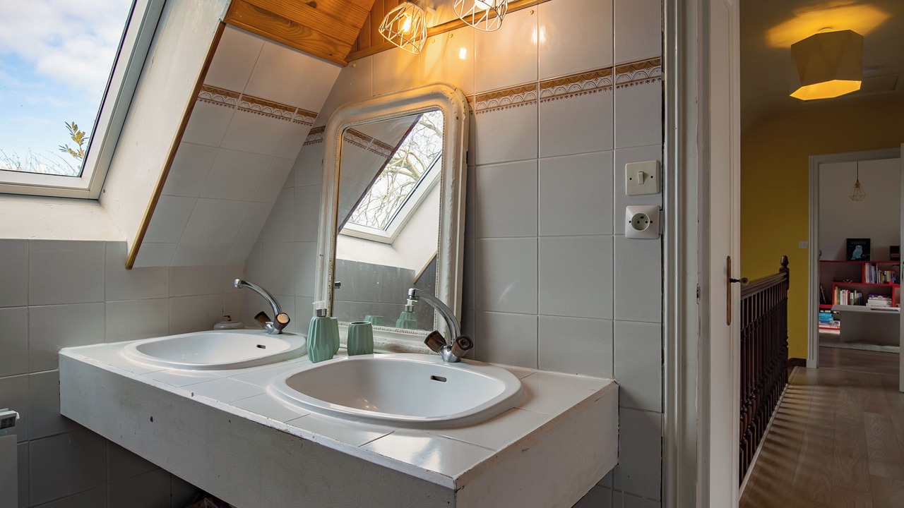 Photo of Bathroom in Plounevez-Lochrist