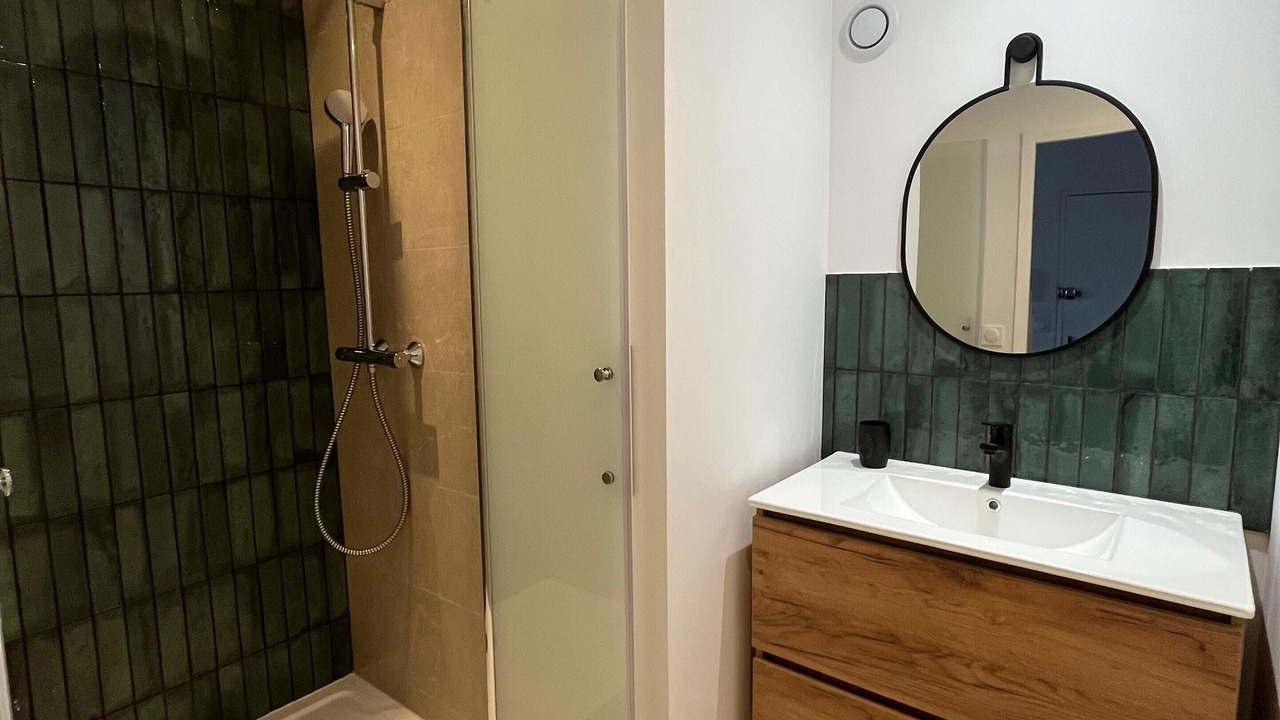 Photo of Bathroom in Elbeuf