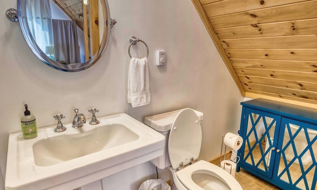 Photo of Bathroom in Hancock