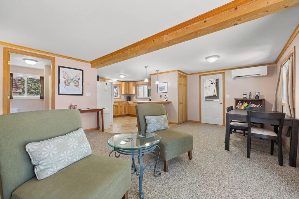 Photo of Livingroom in Otis