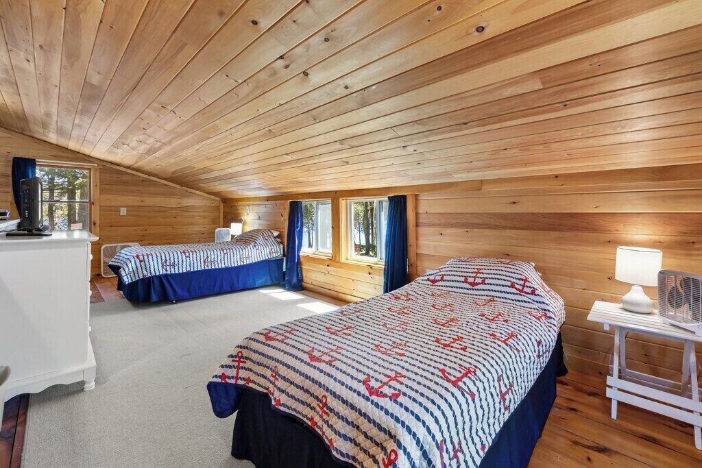 Photo of Bedroom in Otis