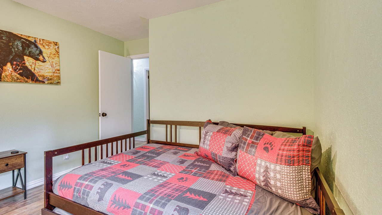 Photo of Bedroom in Cotter