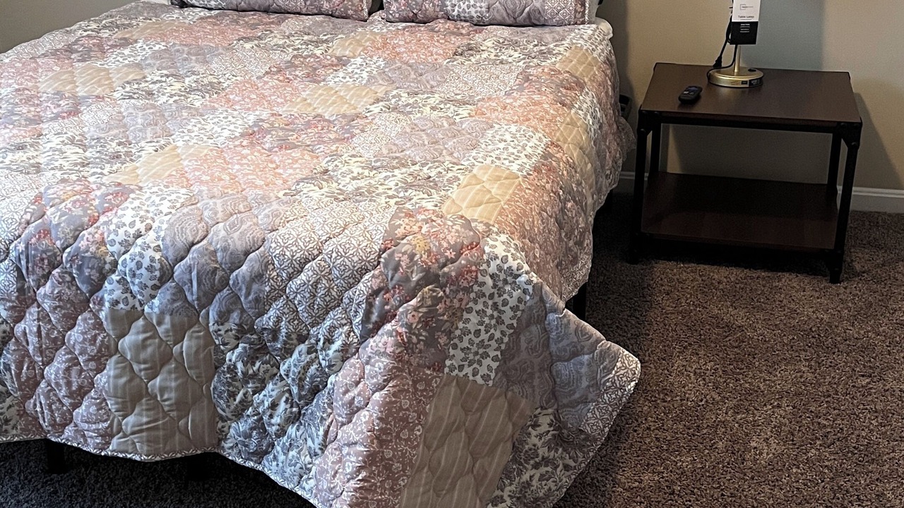 Photo of Bedroom in Elizabethtown