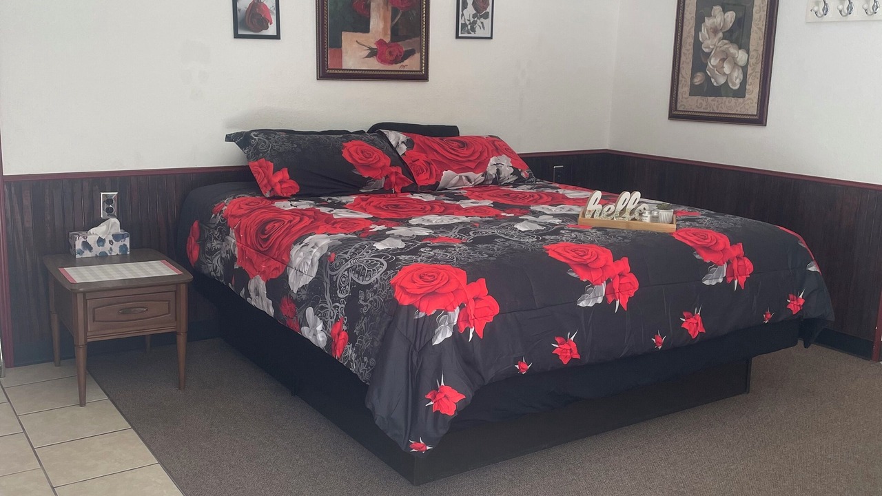 Photo of Bedroom in Eminence