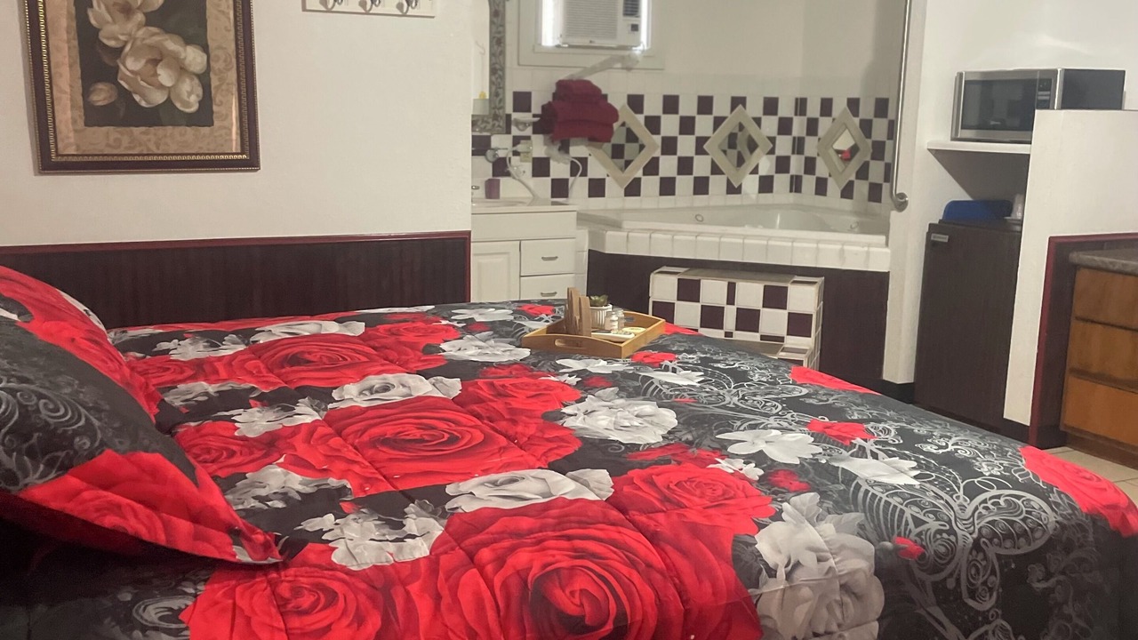 Photo of Bedroom in Eminence