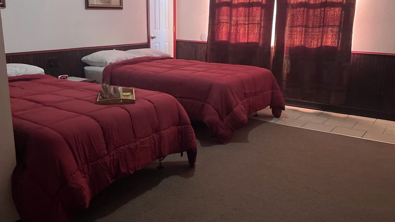 Photo of Bedroom in Eminence