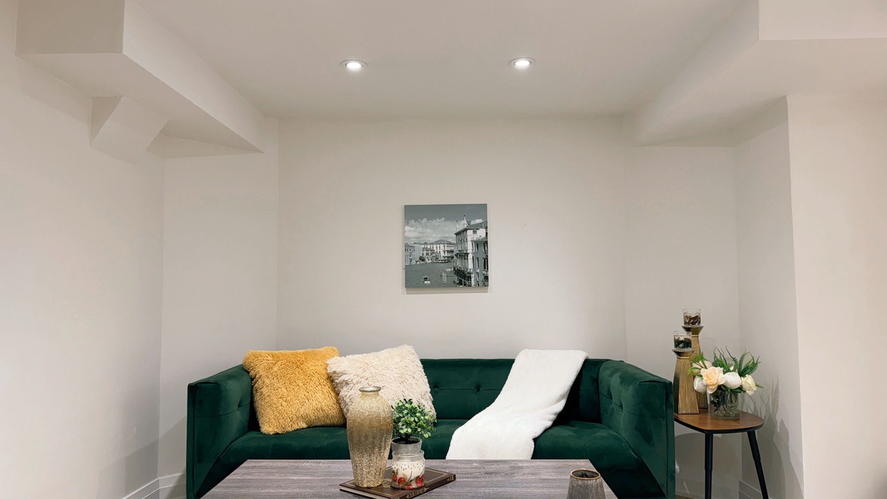 Photo of Livingroom in Newmarket