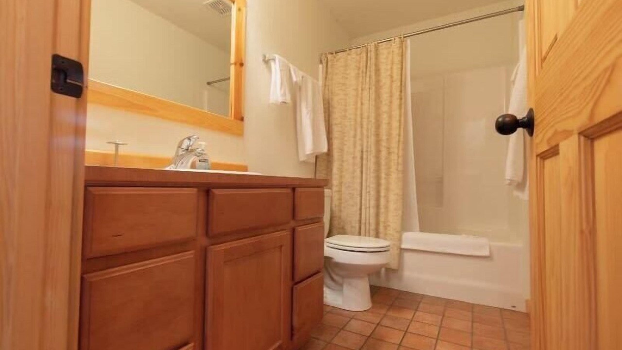 Photo of Bathroom in Mazama