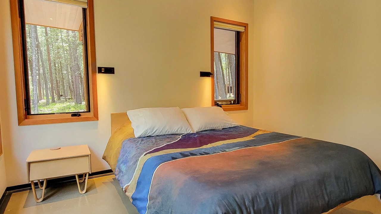 Photo of Bedroom in Mazama