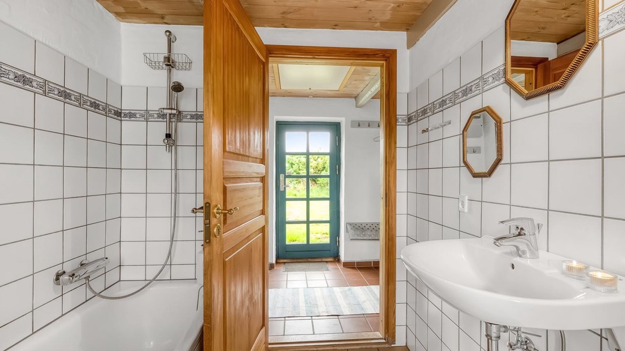 Photo of Bathroom in Tim