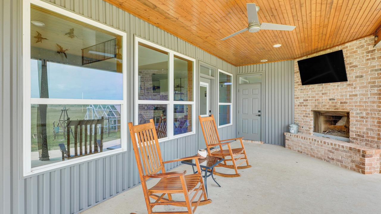 Photo of Livingroom in Bryan