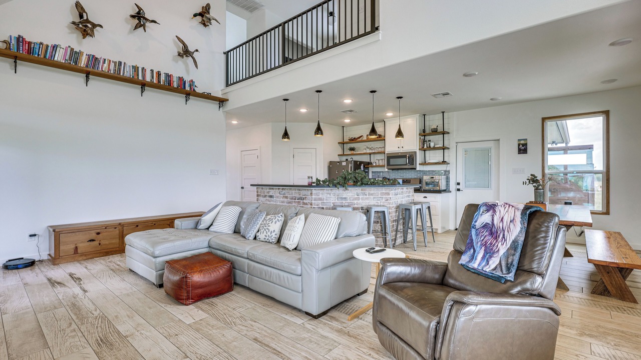 Photo of Livingroom in Bryan