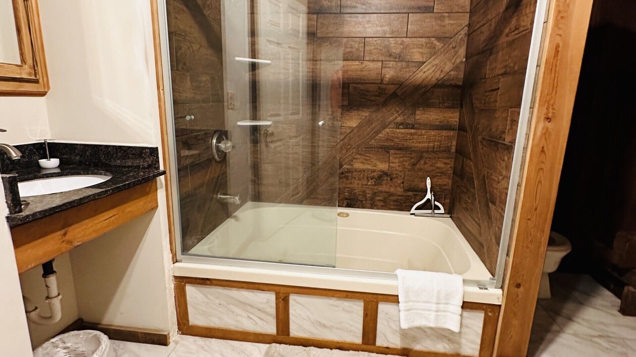 Photo of Bathroom in Gettysburg