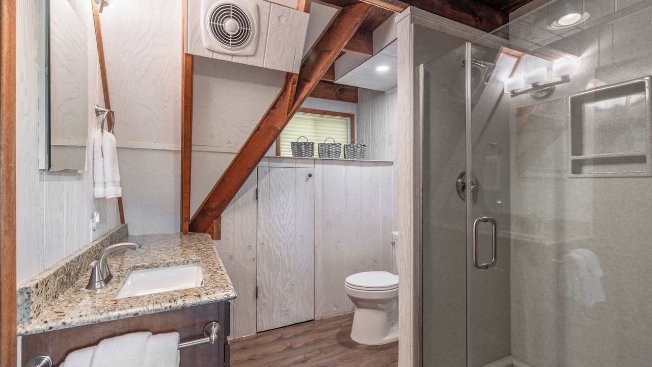 Photo of Bathroom in Innsbrook
