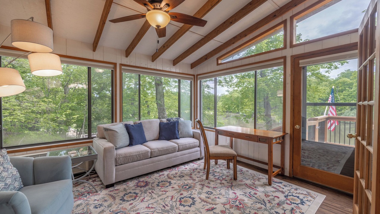 Photo of Bedroom in Innsbrook