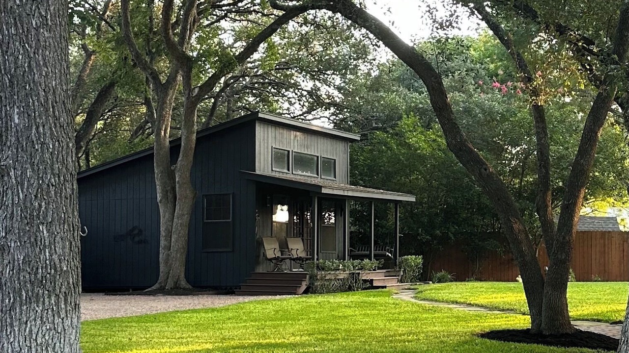 Photo of Outdoor in Austin Lake Estates