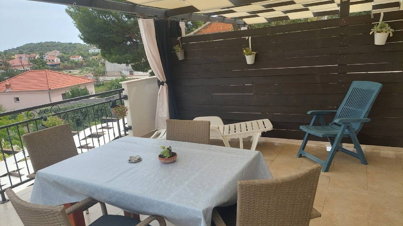 Photo of Patio Balcony in Jezera